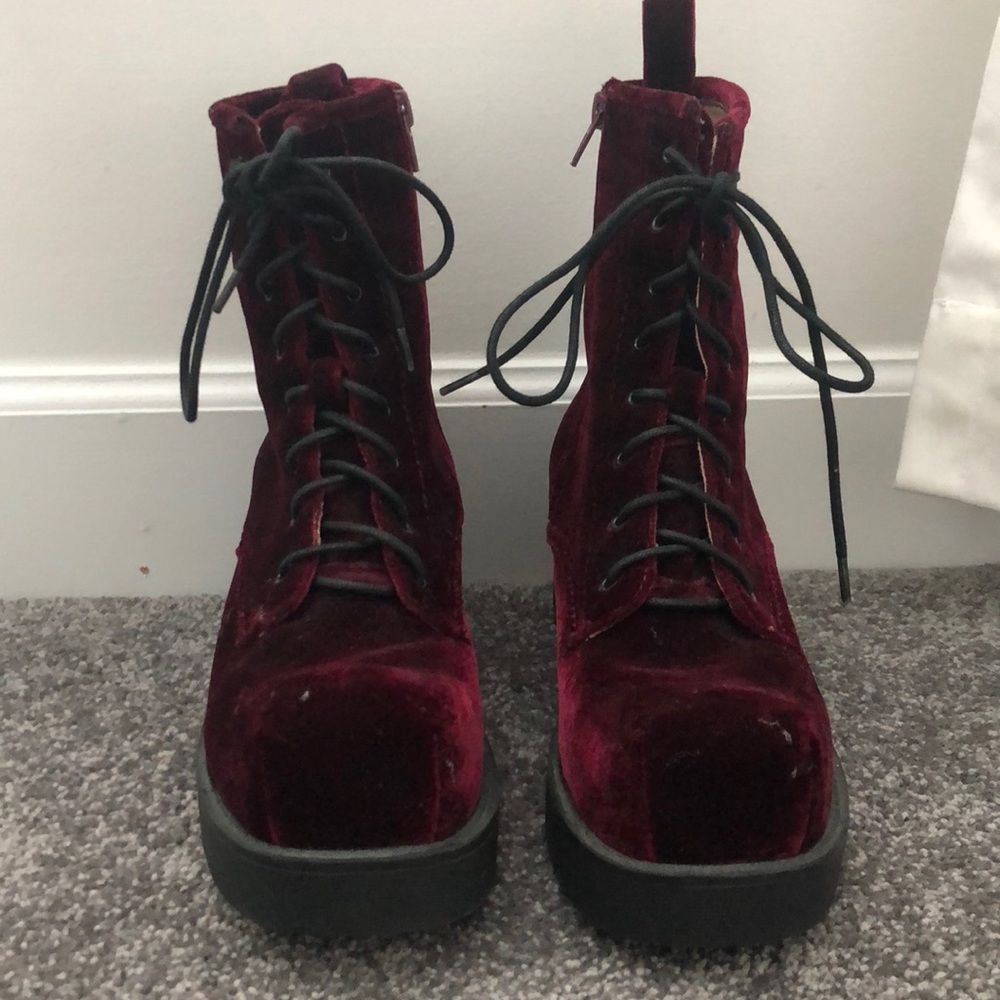 NASTY GAL BOOTS